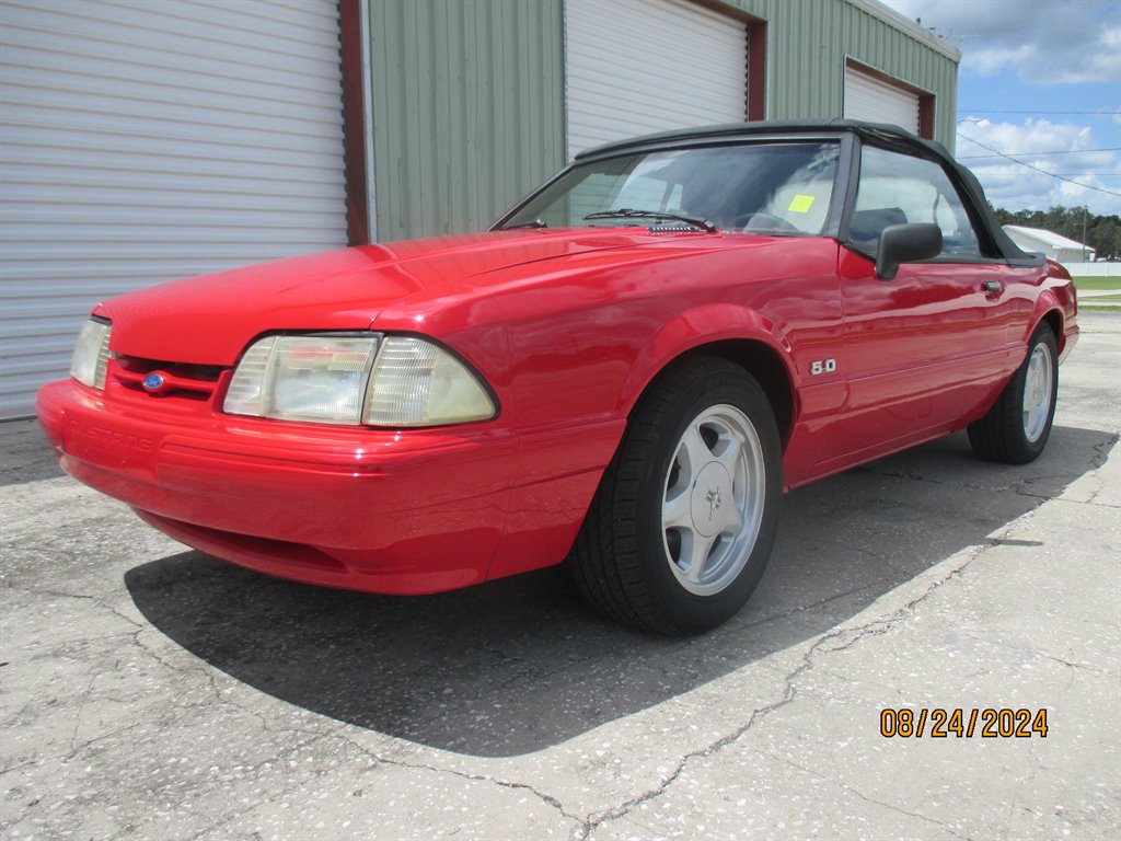 1992 Ford Mustang's photo
