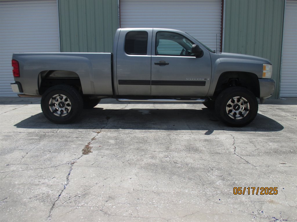 2009 Chevrolet Silverado 1500 1LT - Photo 6