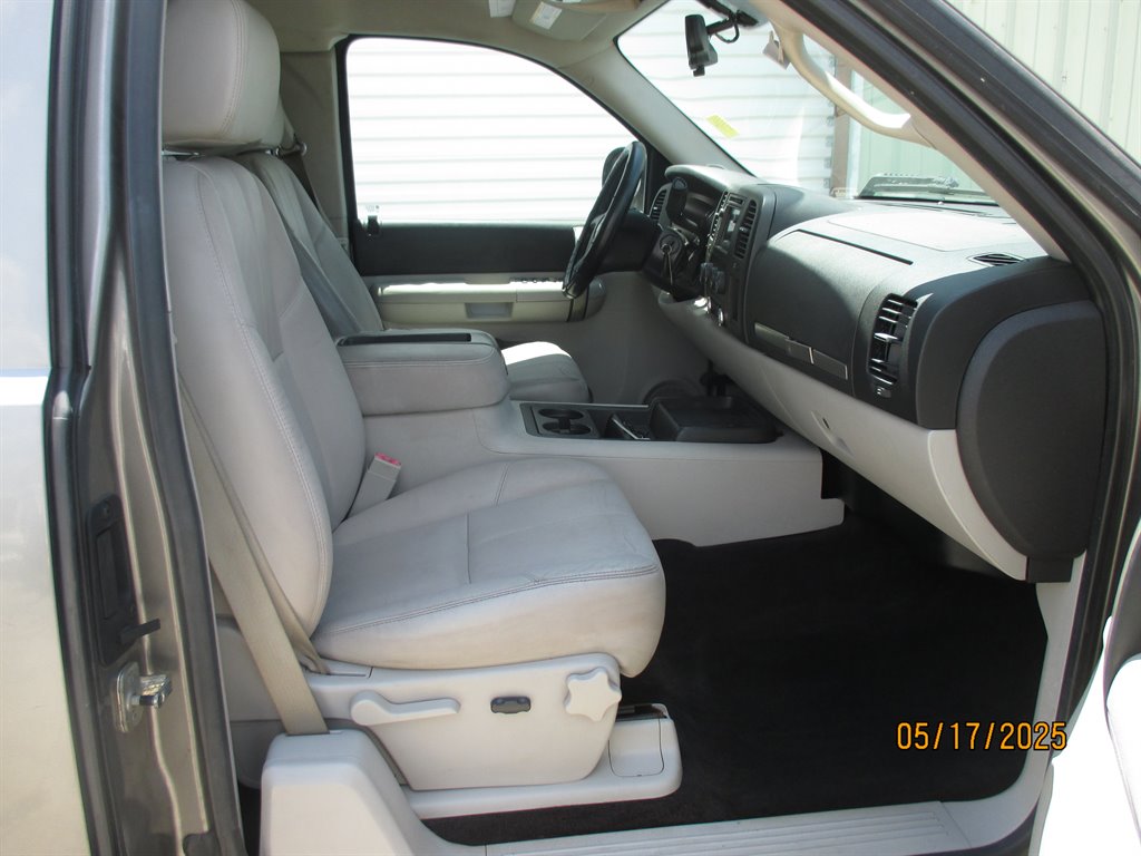 2009 Chevrolet Silverado 1500 1LT - Photo 13