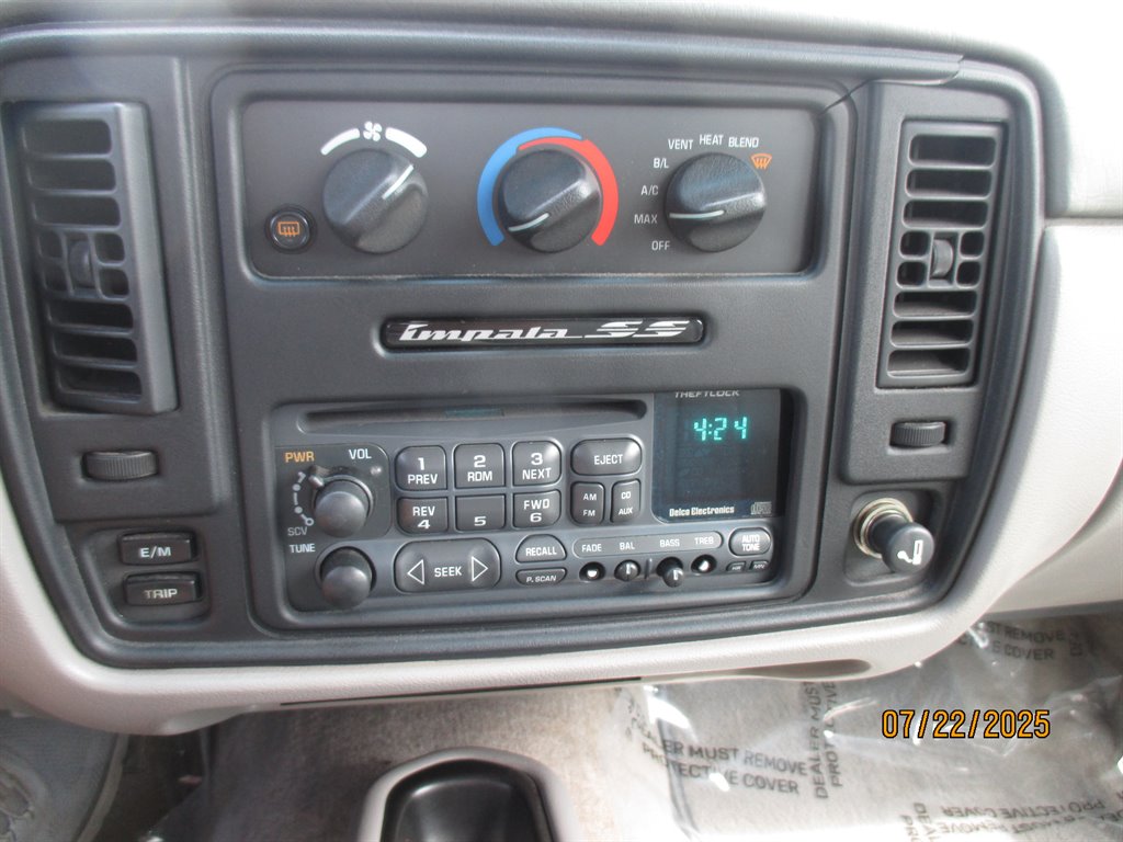 1996 Chevrolet Caprice/Impala - Photo 15