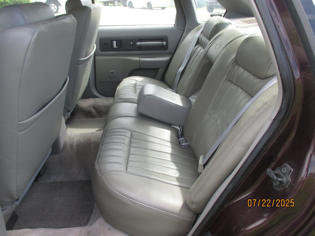 1996 Chevrolet Caprice/Impala - Photo 13