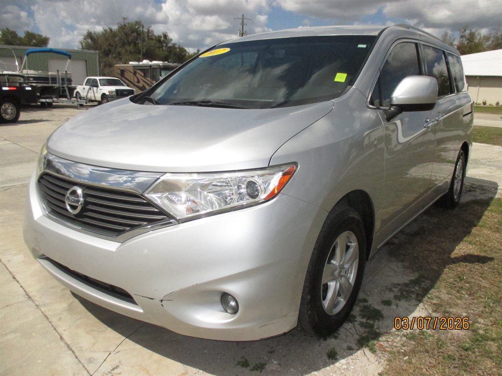 2017 Nissan Quest's photo