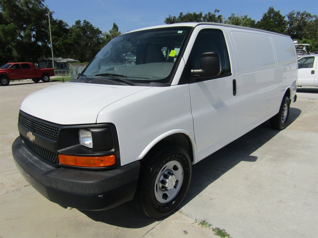 2015 Chevrolet Express Cargo Work Van's photo