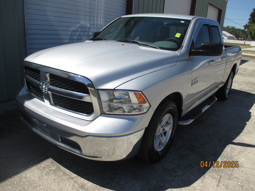 2017 RAM Ram 1500 Pickup SLT