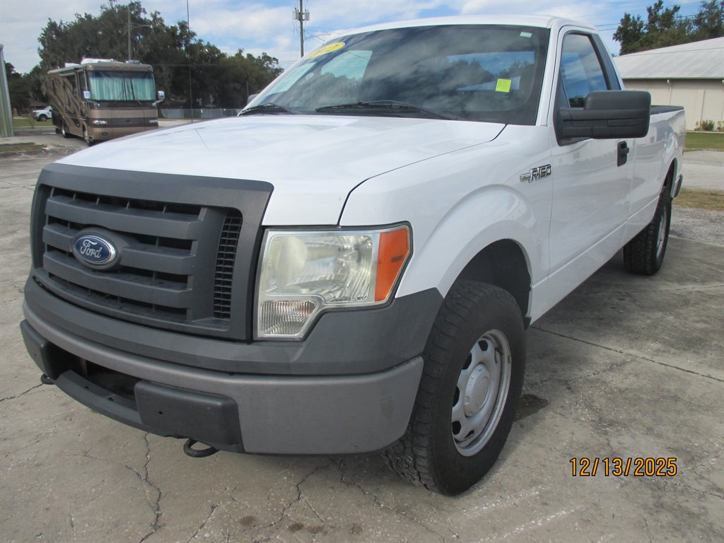 2012 Ford F-150 XL's photo