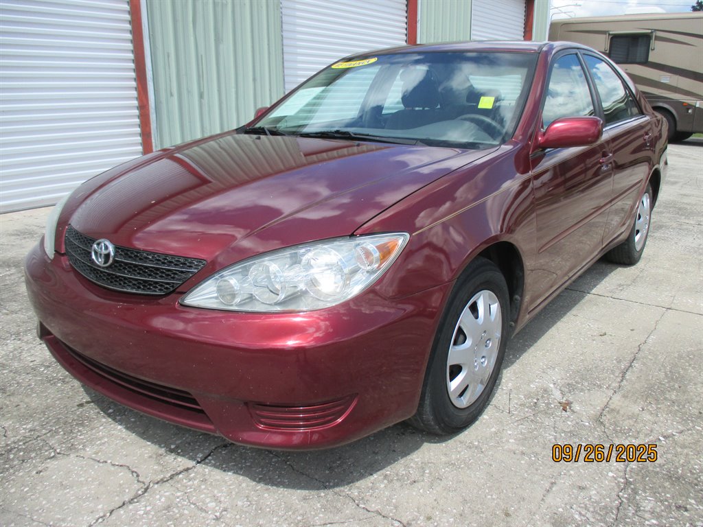 2005 Toyota Camry LE
